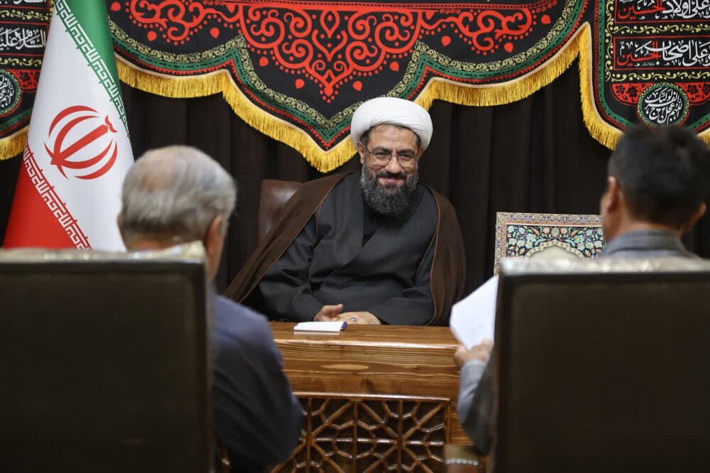 امام جمعه همدان، ملجأ مردم در مناسبت‌ها و زندگی روزمره+تصاویر و فیلم