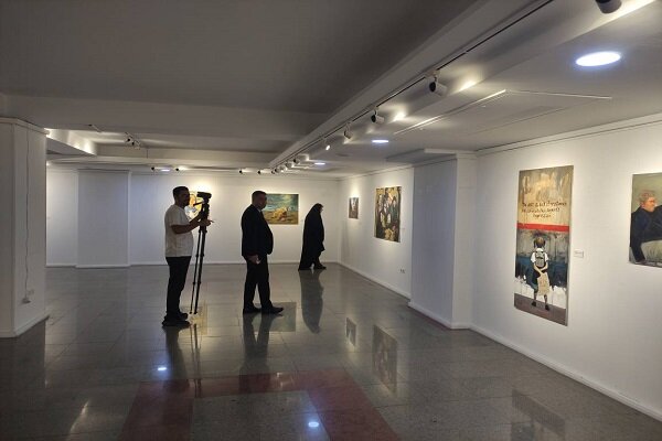 نمایشگاه «هنر در برابر جنگ» در تهران افتتاح شد