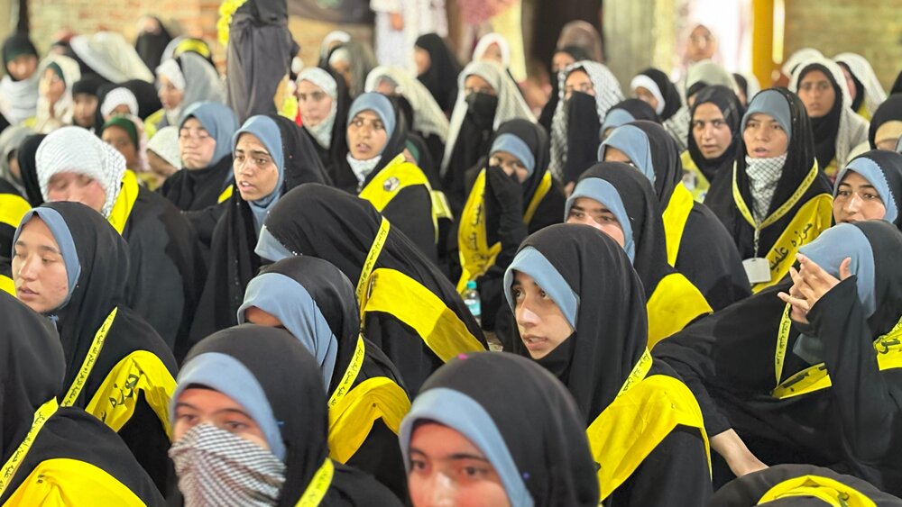 تعلیماتِ محمد و آل محمد (ع) عالمِ انسانیت کے لیے سرچشمۂ ہدایت ہیں، آقا حسن صفوی