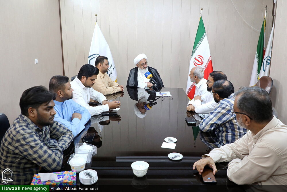 ممثل قائد الثورة في إیران لدی الهند: مواجهة احتکار الإعلام المعادي "واجب"