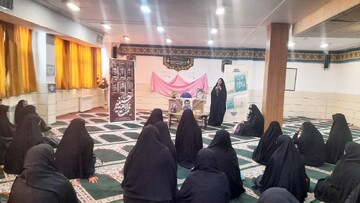 تصاویر/ مراسم افتتاحیه طرح اربعین تعالی در مدرسه علمیه فاطمه‌الزهرا(س) ساوه