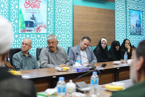 تصاویر/ آیین تجلیل از جانبازان، آزادگان، ایثارگران و خانواده‌های معظم شهدای اهل سنت استان سمنان