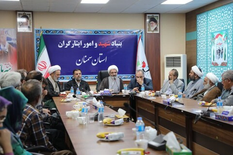 تصاویر/ آیین تجلیل از جانبازان، آزادگان، ایثارگران و خانواده‌های معظم شهدای اهل سنت استان سمنان