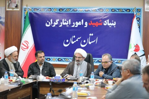 تصاویر/ آیین تجلیل از جانبازان، آزادگان، ایثارگران و خانواده‌های معظم شهدای اهل سنت استان سمنان