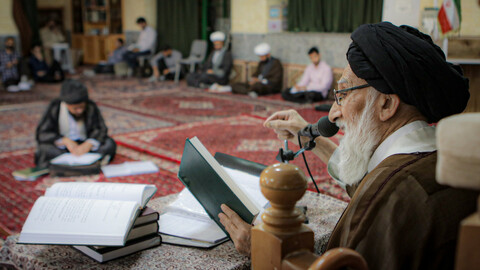 تصاویر/آغاز درس خارج فقه و اصول آیت الله موسوی اصفهانی