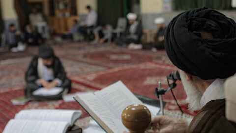 تصاویر/آغاز درس خارج فقه و اصول آیت الله موسوی اصفهانی