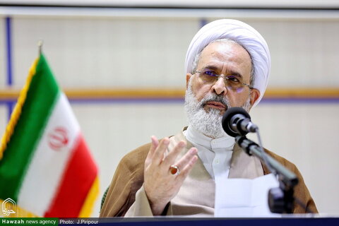 علمائے ہندوستان نے اپنے نورِ علم سے پوری دنیا کو منور کیا