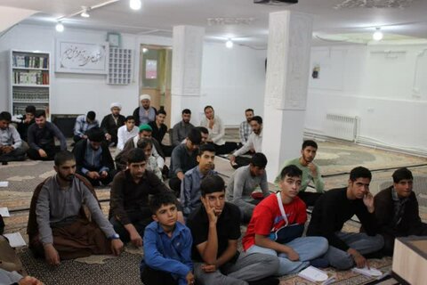 تصاویر/برگزاری مراسم آغاز سال تحصیلی جدید در مدرسه علمیه امام صادق (ع) بیجار