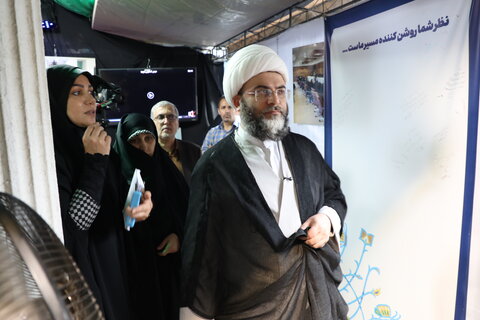 تصاویر / افتخارآفرینی شورای راهبری بانوان اداره کل  تبلیغات اسلامی قزوین در عرصه ملی