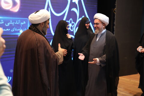 تصاویر / افتخارآفرینی شورای راهبری بانوان اداره کل  تبلیغات اسلامی قزوین در عرصه ملی