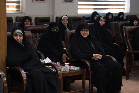 تصاویر / دیدار استادیاران قرآنی خواهر استان همدان با امام جمعه همدان