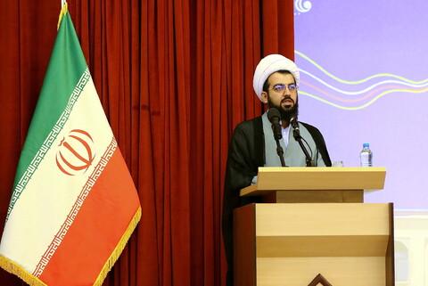 تصاویر/ مراسم آیین افتتاحیه سال تحصیلی ۱۴۰۴ ـ ۱۴۰۵ مؤسسه آموزشی و پژوهشی امام خمینی ره