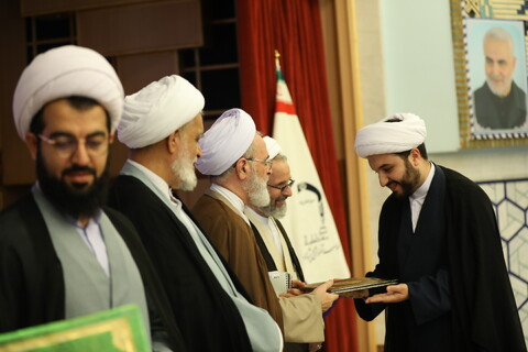 تصاویر/ مراسم آیین افتتاحیه سال تحصیلی ۱۴۰۴ ـ ۱۴۰۵ مؤسسه آموزشی و پژوهشی امام خمینی ره