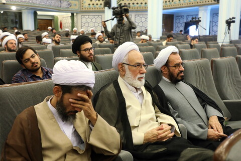 تصاویر/ مراسم آیین افتتاحیه سال تحصیلی ۱۴۰۴ ـ ۱۴۰۵ مؤسسه آموزشی و پژوهشی امام خمینی ره