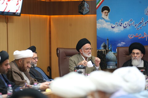 تصاویر| جلسه جامعه روحانیت شیراز