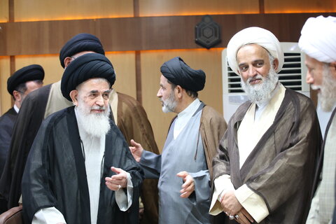 تصاویر| جلسه جامعه روحانیت شیراز