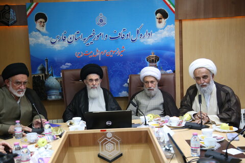 تصاویر| جلسه جامعه روحانیت شیراز