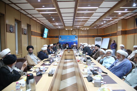 تصاویر| جلسه جامعه روحانیت شیراز