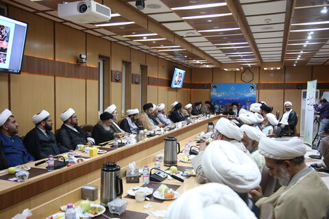 تصاویر| جلسه جامعه روحانیت شیراز