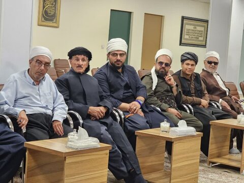 تصاویر/ نشست حجت‌الاسلام‌ والمسلمین پورذهبی با جمعی از پیشکسوتان جهاد و شهادتِ پیشمرگان مسلمان کُرد کردستان