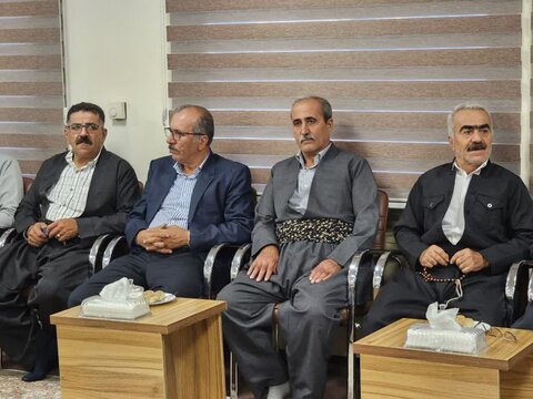 تصاویر/ نشست حجت‌الاسلام‌ والمسلمین پورذهبی با جمعی از پیشکسوتان جهاد و شهادتِ پیشمرگان مسلمان کُرد کردستان