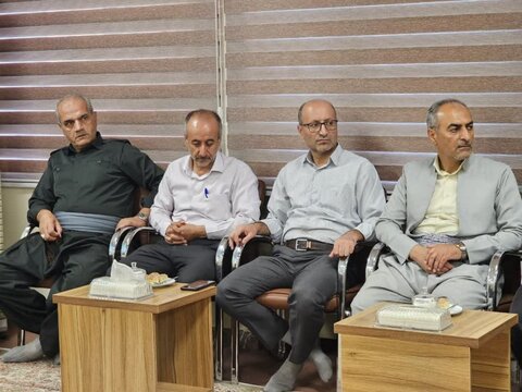 تصاویر/ نشست حجت‌الاسلام‌ والمسلمین پورذهبی با جمعی از پیشکسوتان جهاد و شهادتِ پیشمرگان مسلمان کُرد کردستان