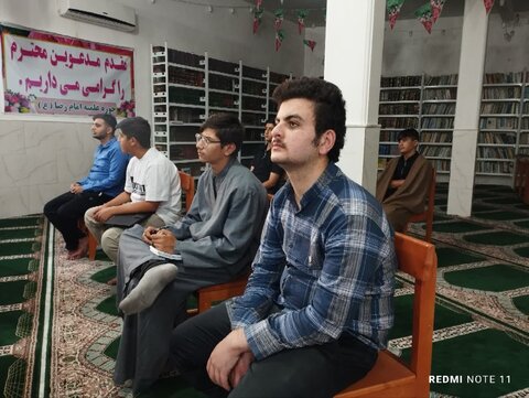 تصاویر کارگاه مهدویت در مدرسه علمیه امام رضا(ع) شهرستان پلدختر