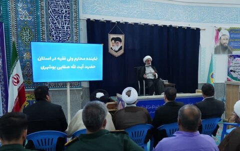 تصاویر/ تکریم و معارفه امام جمعه بخش امام حسن