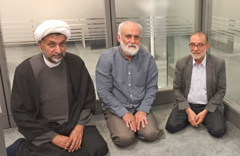 دیدار نمایندگان آیت الله اعرافی با مدرس و پژوهشگر علوم حدیث + عکس