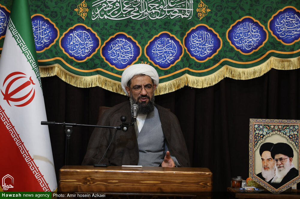 عظمت و جایگاه نماز جمعه به درستی در جامعه تبیین شود