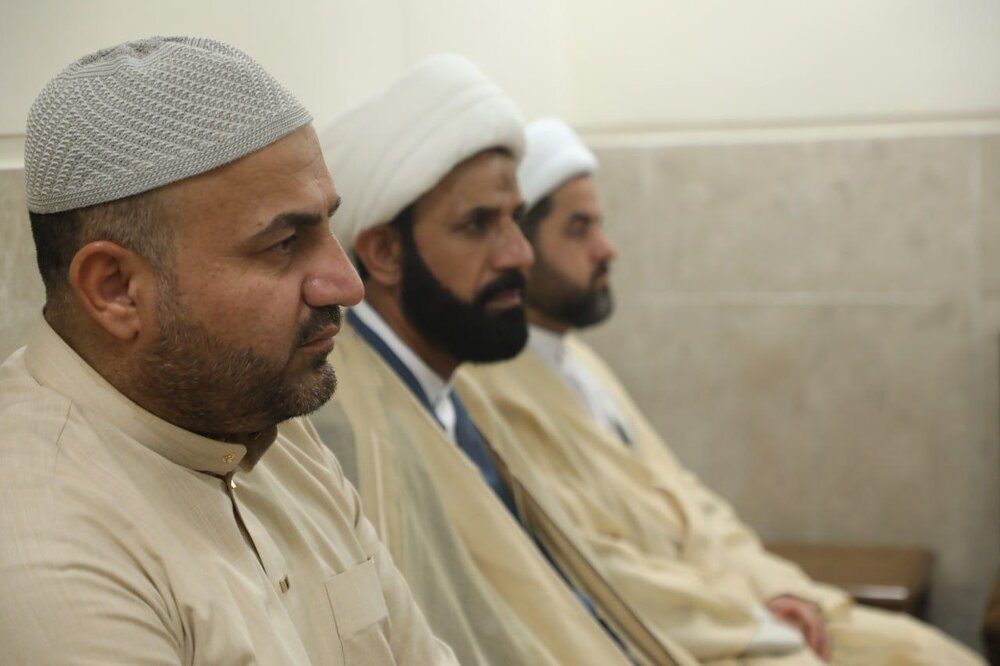 آية الله المدرسي يدعو إلى حثّ الشباب على مدارسة معارف أهل البيت (عليهم السلام)