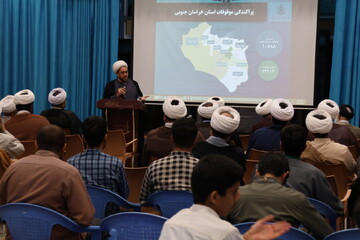 تصاویر/ همایش یاوران وقف در شهرستان بیرجند