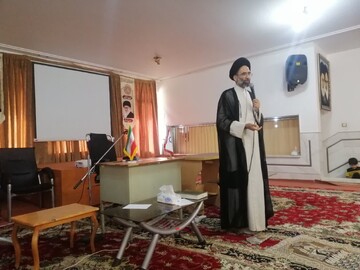 کمبودهای رسانه‌ای دفاتر ائمه جمعه با برگزاری دوره‌های آموزشی برطرف شود+ تصاویر