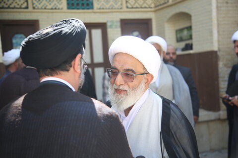 تصاویر| بازدید آیت الله شب زنده دار از مدرسه علمیه محمودیه شیراز