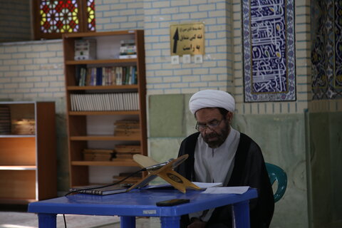 برگزاری درس خارج حجت الاسلام والمسلمین کلانتری در حرم مطهر سیدعلاالدین حسین(ع)