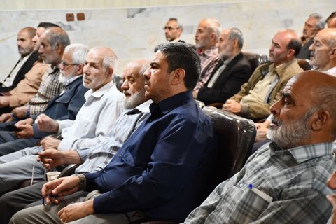 تصاویر/ سلسله نشست های تفسیر قرآن کریم در خوی