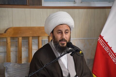 تصاویر/ سلسله نشست های تفسیر قرآن کریم در خوی