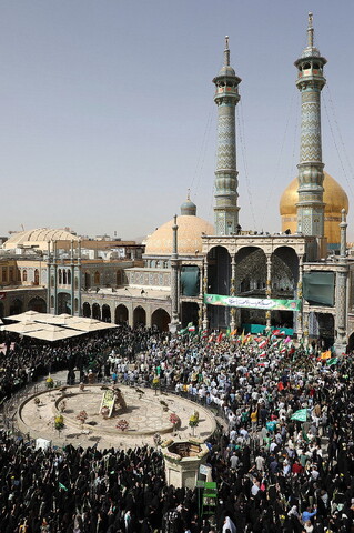 تصاویر/  آیین استقبال ورود کاروان نمادین حضرت فاطمه معصومه سلام‌الله علیها به شهر مقدس قم