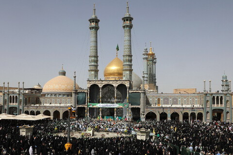 تصاویر/  آیین استقبال ورود کاروان نمادین حضرت فاطمه معصومه سلام‌الله علیها به شهر مقدس قم