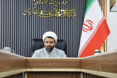 تصاویر / نشست هم اندیشی مدیران مدارس علمیه استان