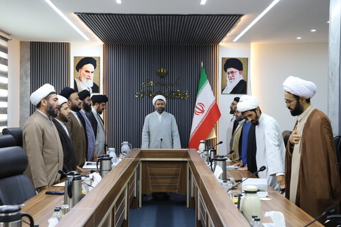 تصاویر / نشست هم اندیشی مدیران مدارس علمیه استان