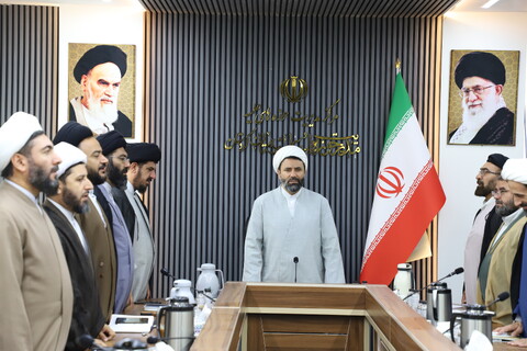 تصاویر / نشست هم اندیشی مدیران مدارس علمیه استان