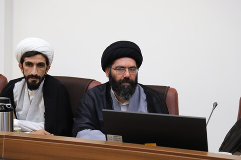 تصاویر / جلسه مدیران حوزوی خواهران و برادران استان کردستان با نماینده ولی فقیه