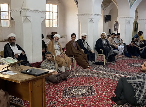 تصاویر/ نشست اطلاع‌رسانی برنامه‌های سال تحصیلی جدید مدرسه علمیه آیت‌الله مدنی کاشانی(ره)