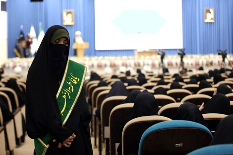 تصاویر/ مراسم آغاز سال تحصیلی جامعة الزهرا (س) و حوزه علمیه خواهران