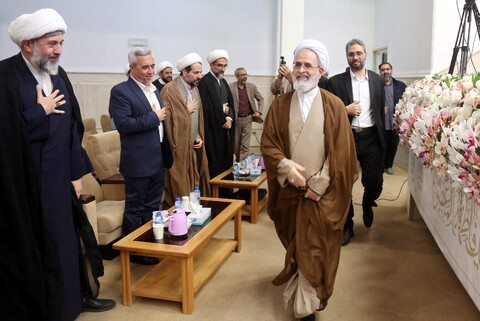 تصاویر/ مراسم آغاز سال تحصیلی جامعة الزهرا (س) و حوزه علمیه خواهران