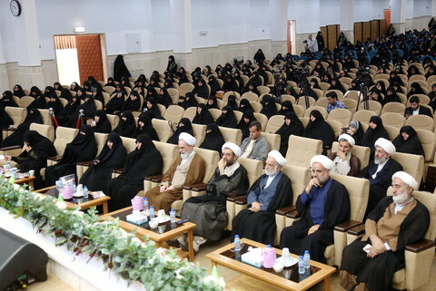 تصاویر/ مراسم آغاز سال تحصیلی جامعة الزهرا (س) و حوزه علمیه خواهران