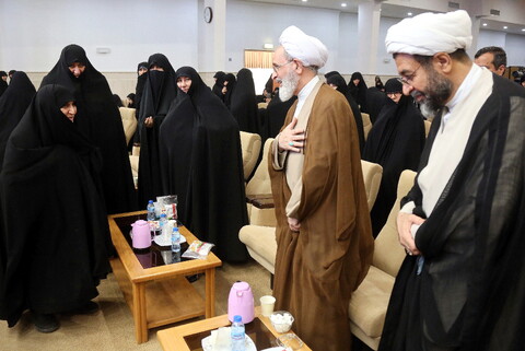 تصاویر/ مراسم آغاز سال تحصیلی جامعة الزهرا (س) و حوزه علمیه خواهران