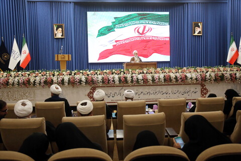 تصاویر/ مراسم آغاز سال تحصیلی جامعة الزهرا (س) و حوزه علمیه خواهران