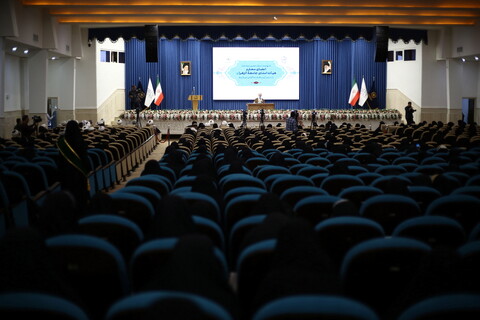 تصاویر/ مراسم آغاز سال تحصیلی جامعة الزهرا (س) و حوزه علمیه خواهران